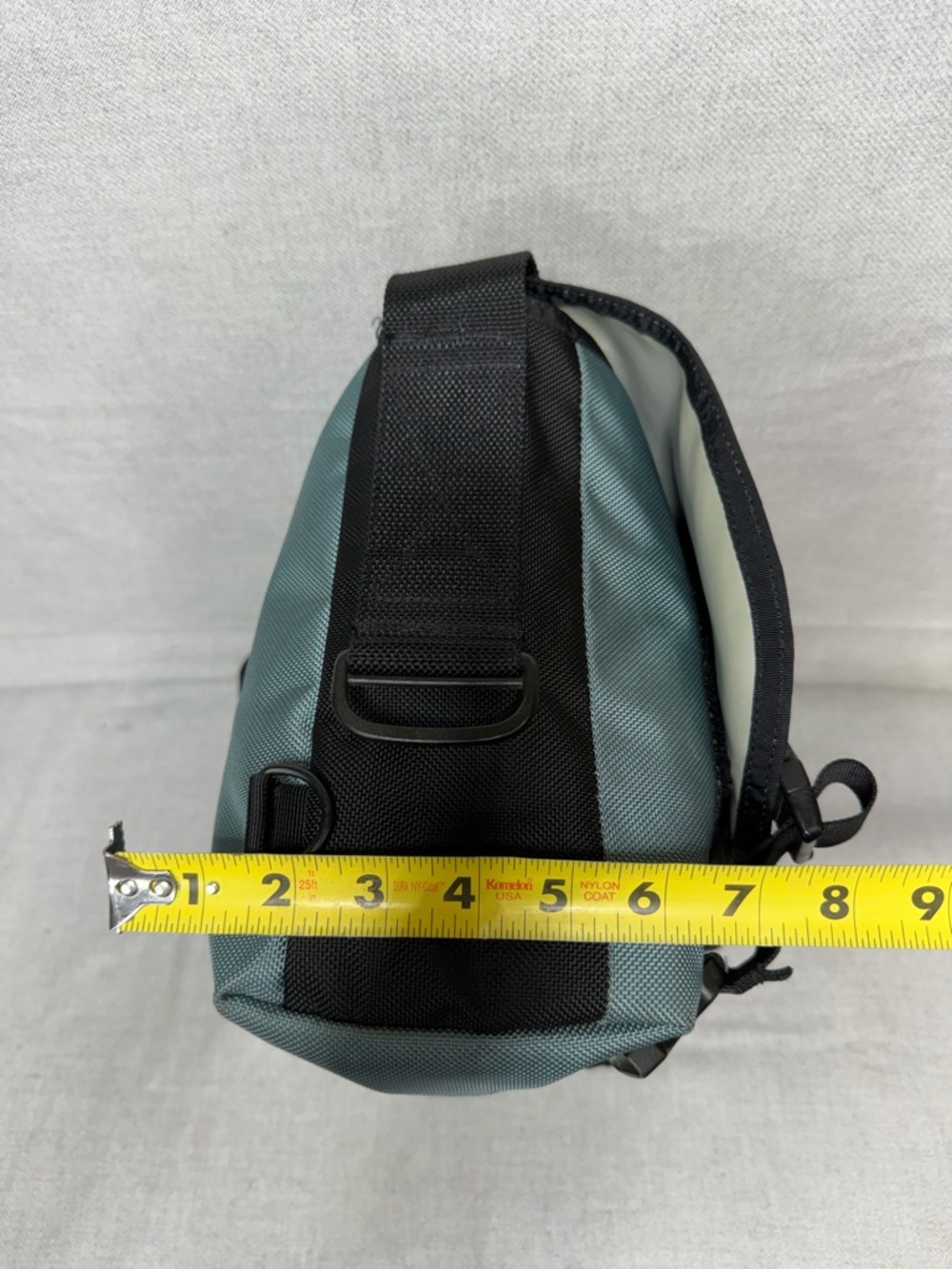 Vintage Timbuk2 Teal and Red Two-Tone Messenger Bag - Picture 16 of 16